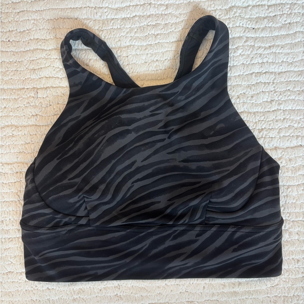 Lululemon High Neck Wunder train Bra